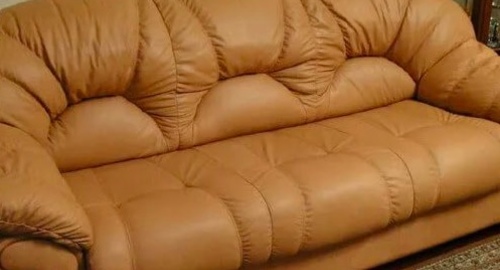Перетяжка дивана кожей. Белорусская